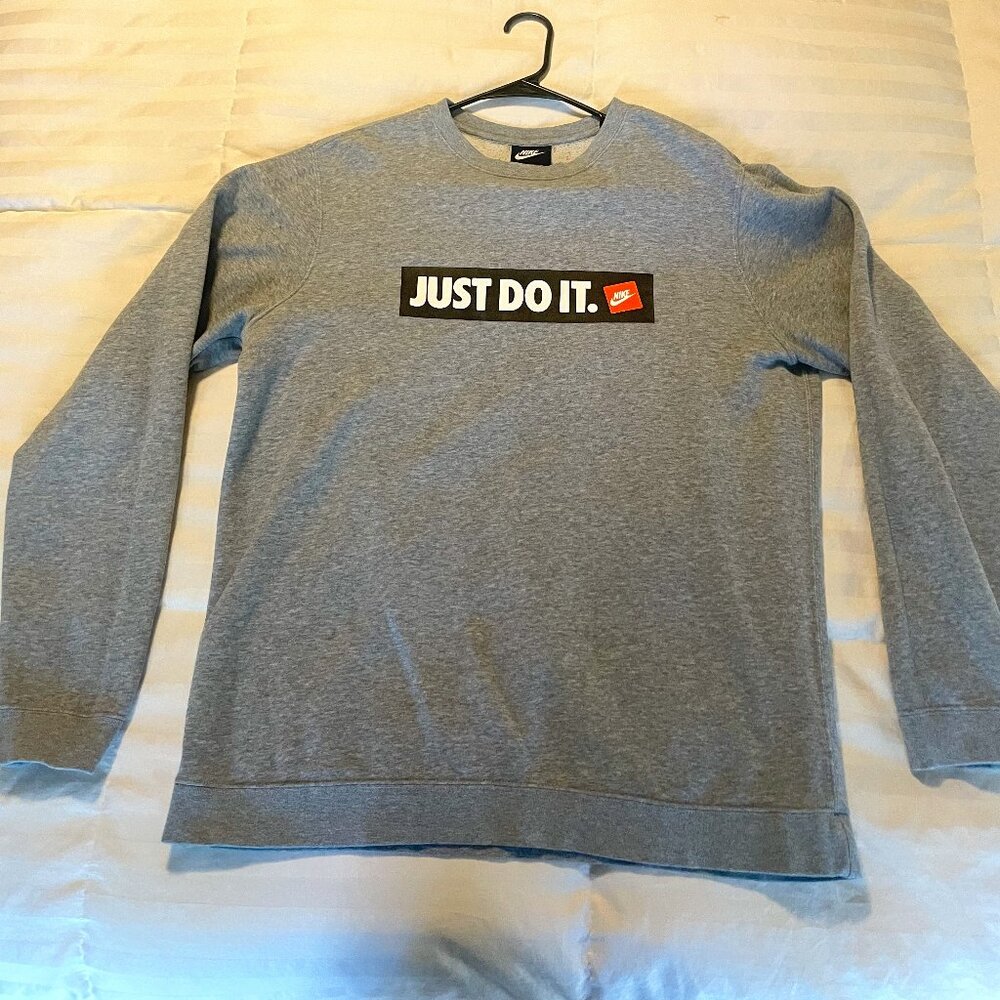Nike Sweatshirt